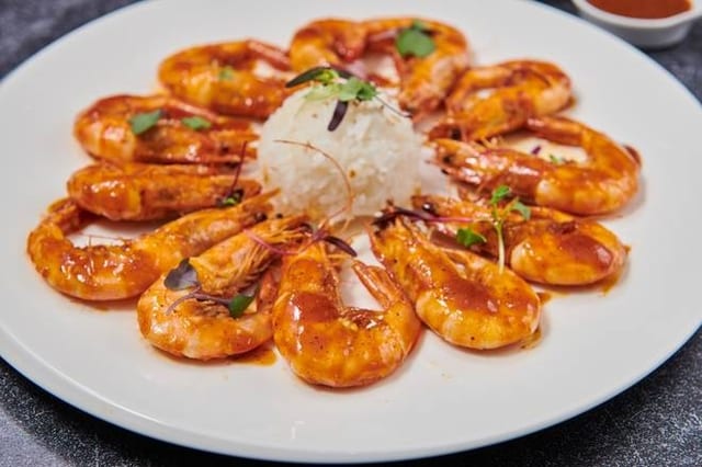 Camarones Cucaracha (Platter).