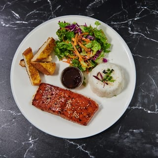 Salmon Cucaracha